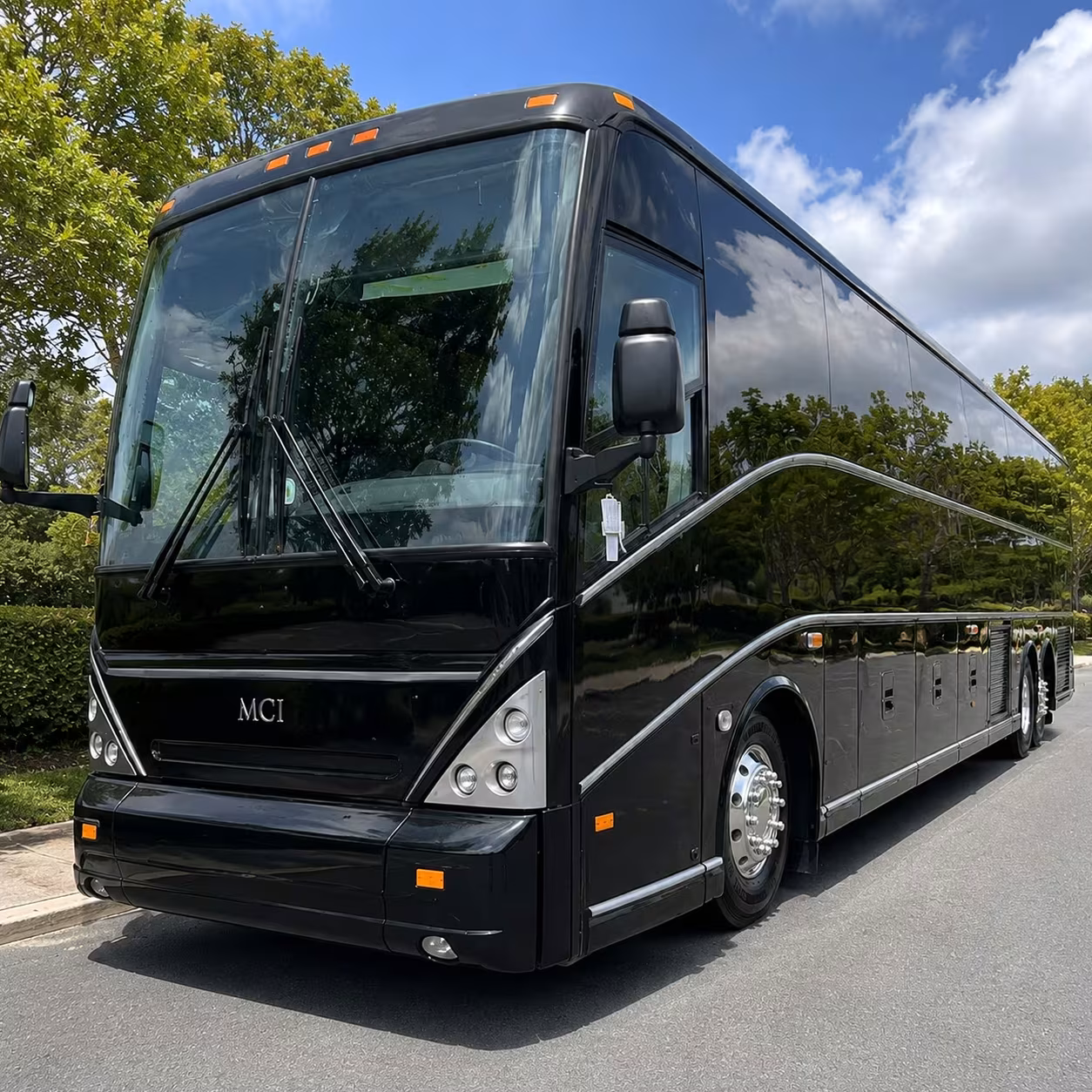 citrus heights employee shuttle buses for daily commuters