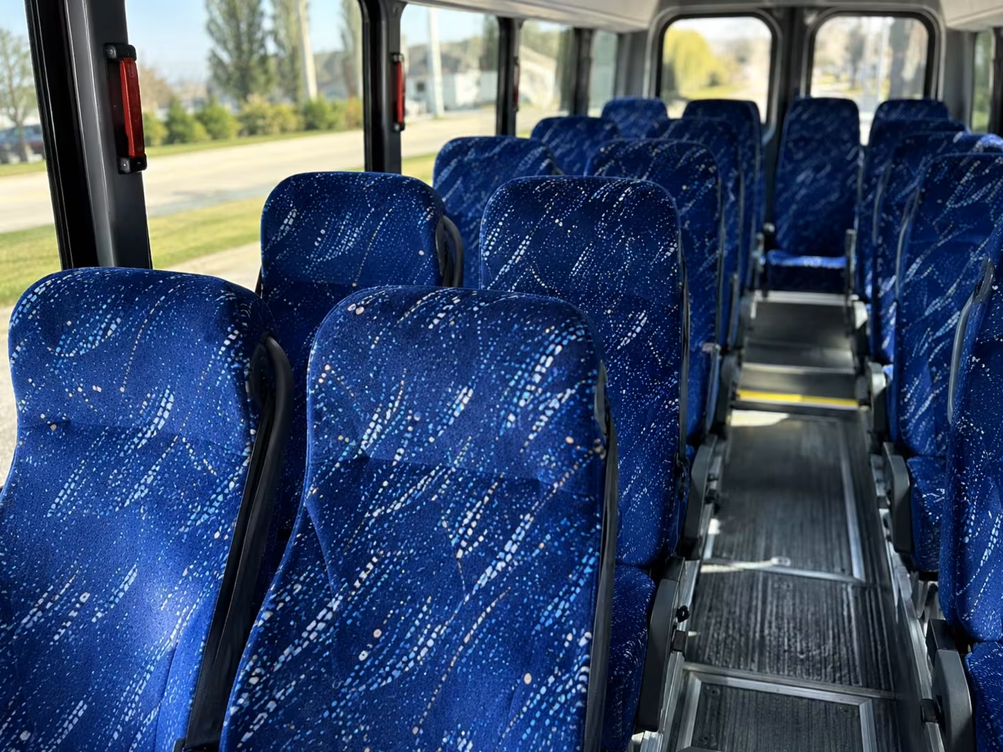 winery tour and corporate retreat minibus rentals in citrus heights